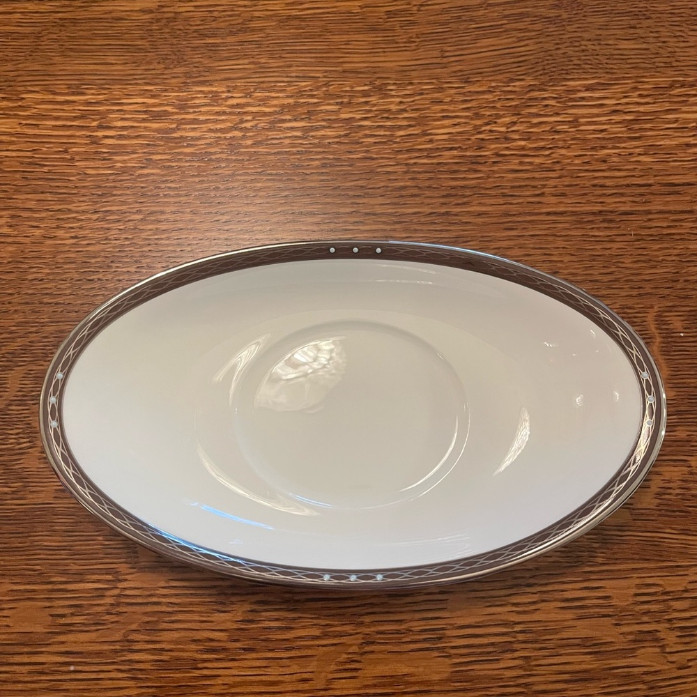 Waterford Fine China Catania Gravy Boat Plate